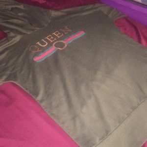 Green, (Queen) pullover shirt/hoodie